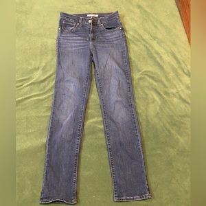 Levi Strauss co size 25 high rise straight